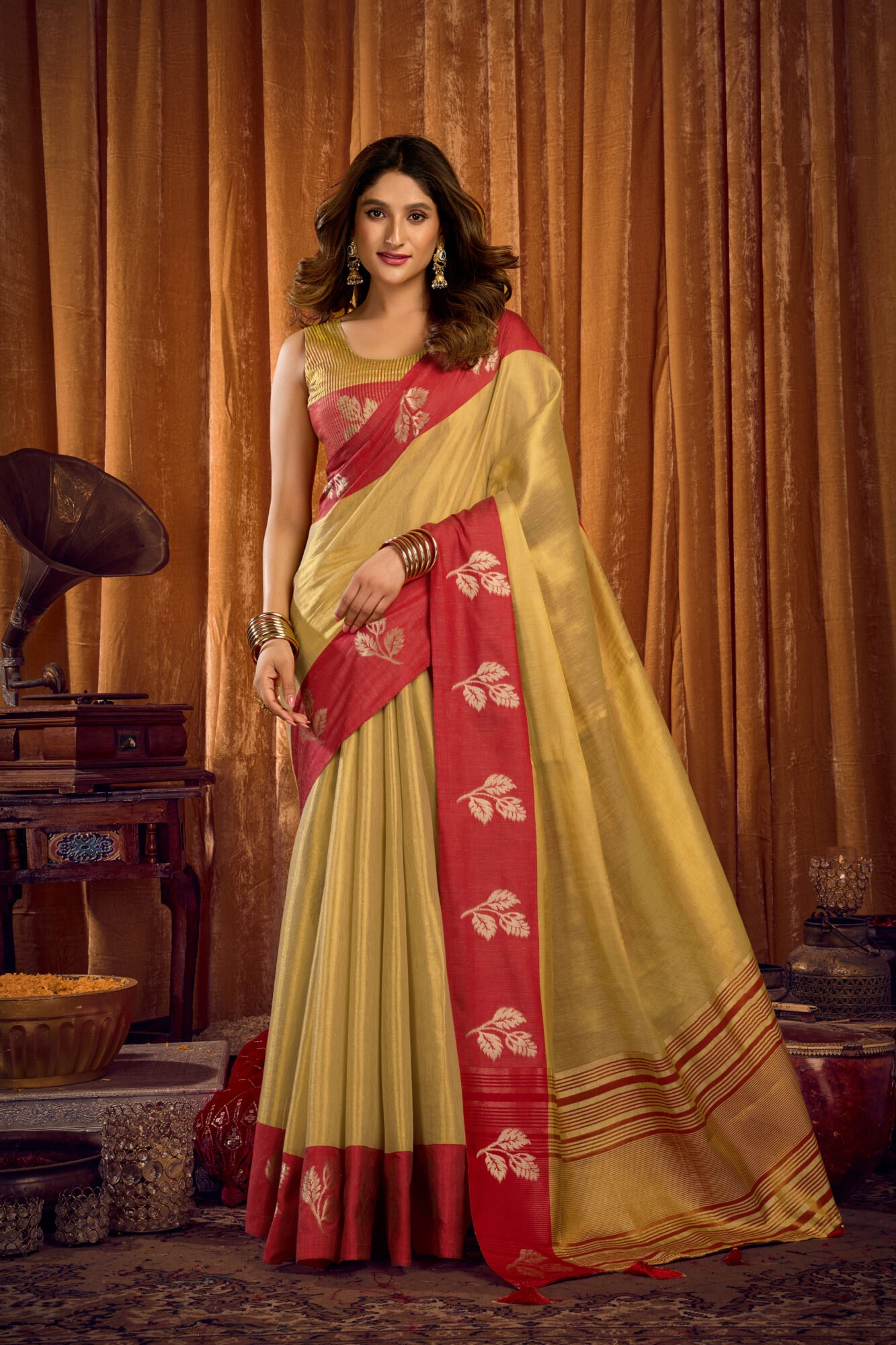 Elegant Soft Tissue Saree with Contrast Jhallar Border - Image 3