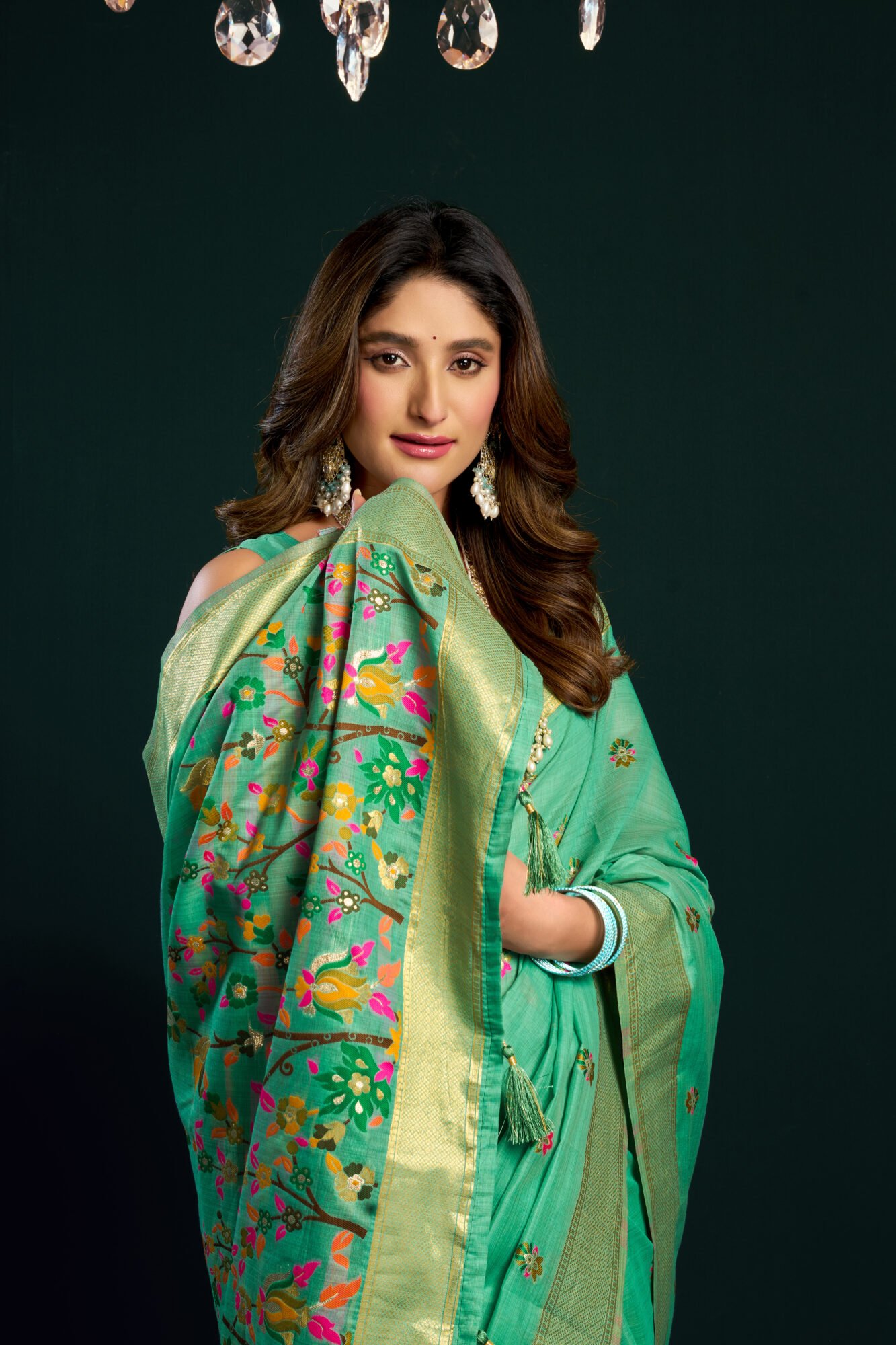 Munga Cotton Mina Work Saree with Zari Border - Image 3