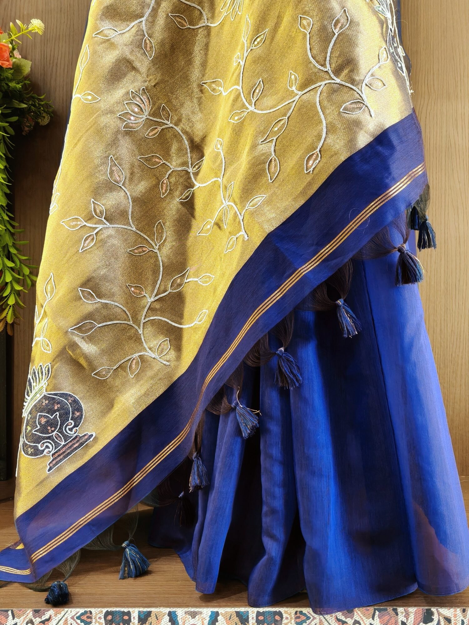 Artistic Soft Mul Cotton Saree with Aari & Sequin Embroidery - Image 9