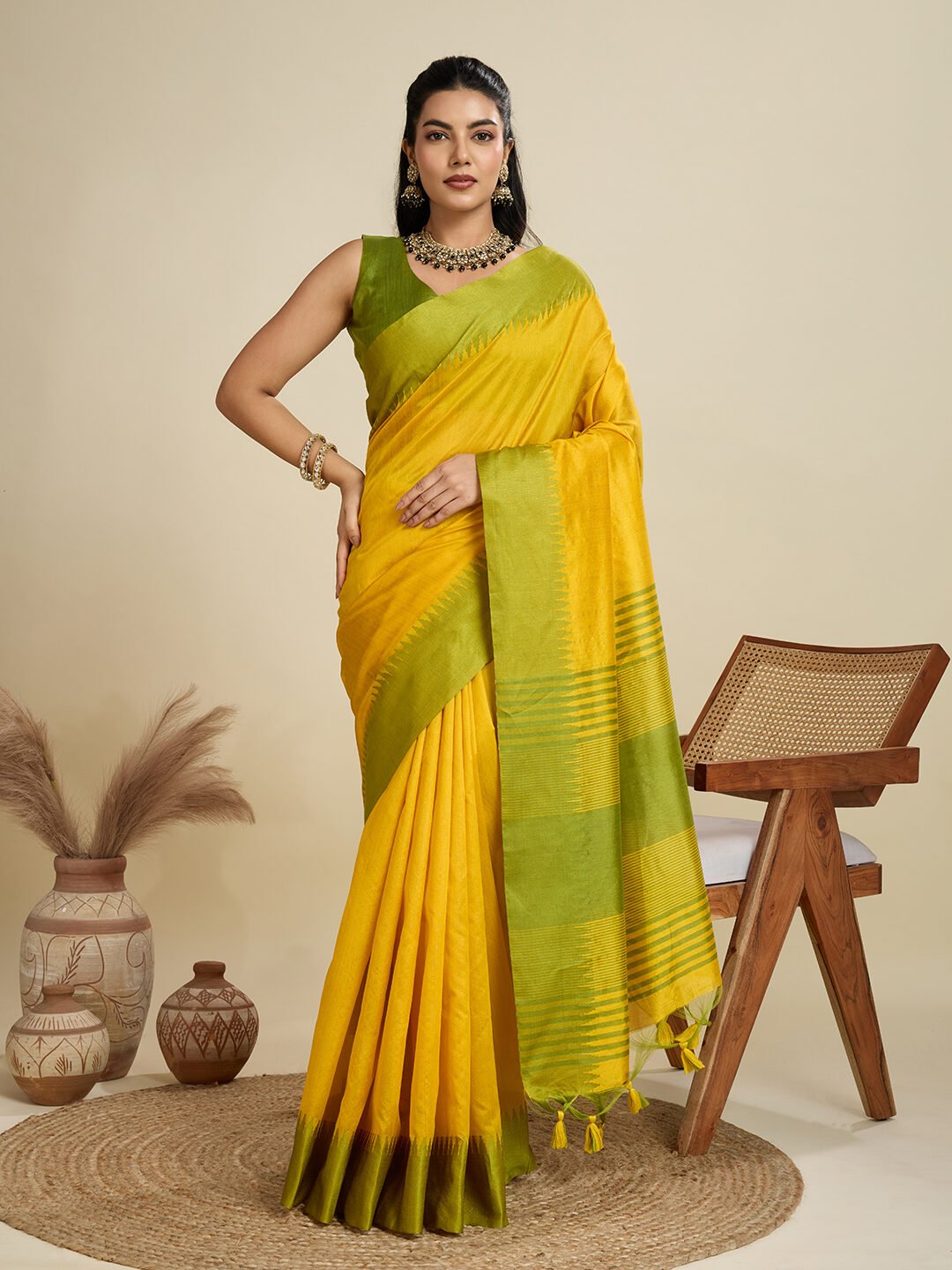Heritage Khadi Raw Silk Saree with Contrast Temple Border - Image 4