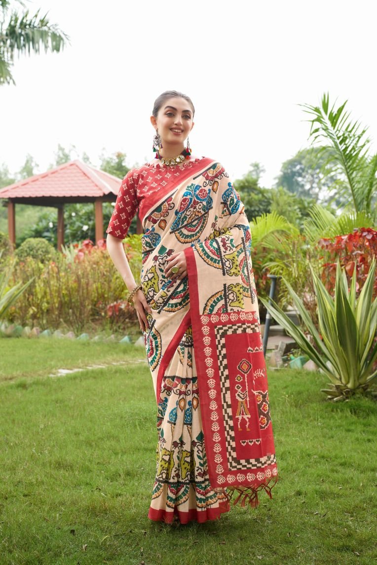 Distinctive Tussar Silk Saree with Traditional Patola Print - Image 6