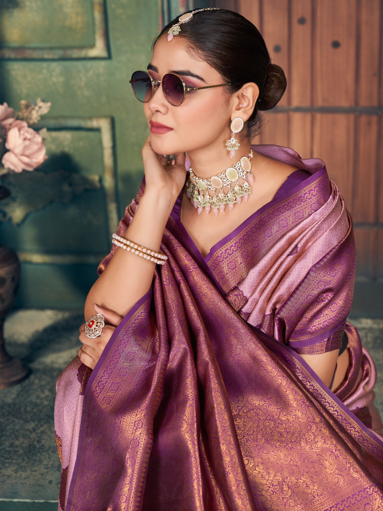 Regal Zari Silk Saree with Elegant Zhallar - Image 6