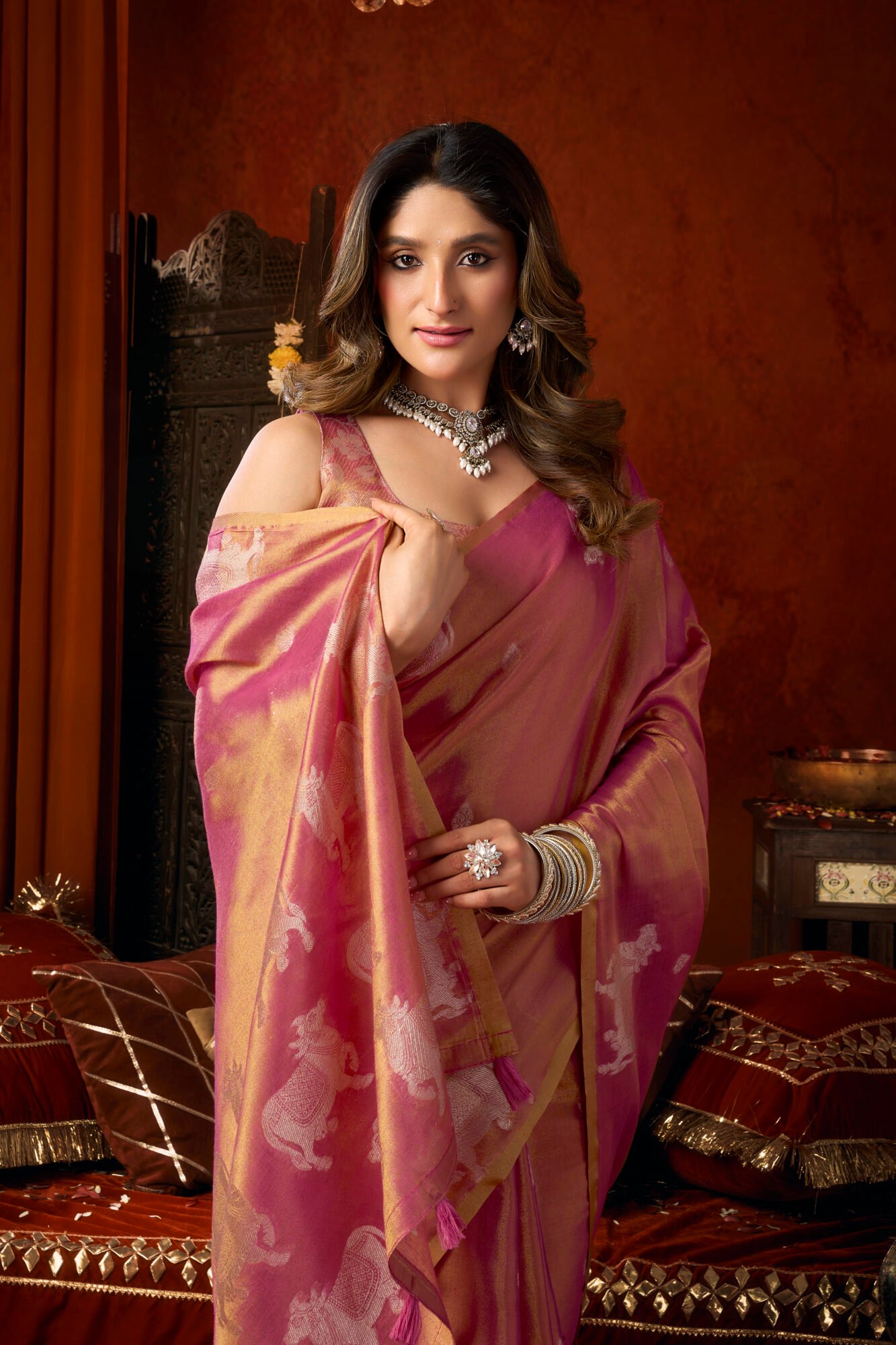 Luxury Heavy Tissue Saree with All-Over Cow Butta & Fancy Tassels - Image 2