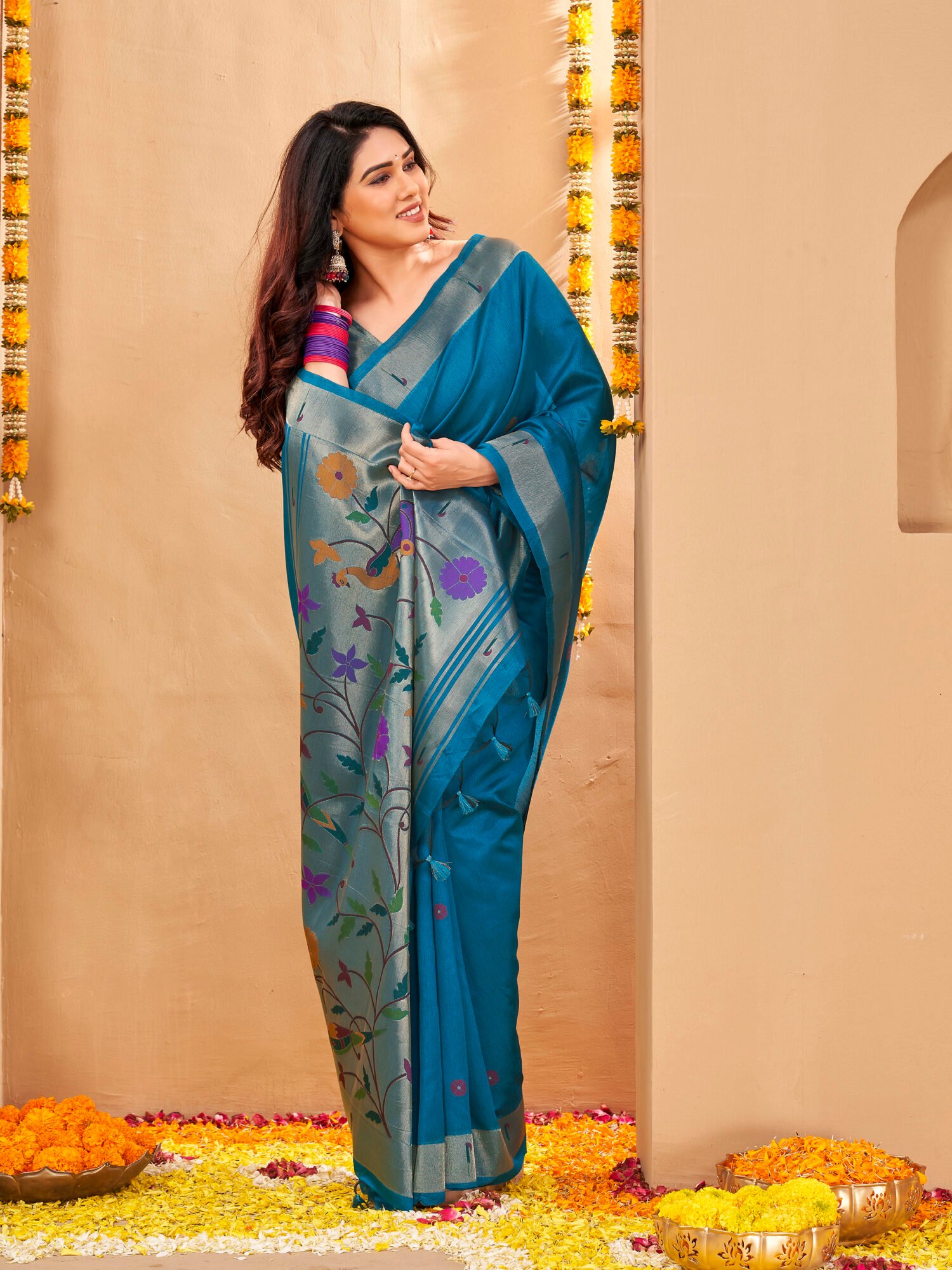 Regal Khadi Raw Silk Saree with Meena Weaving - Image 4