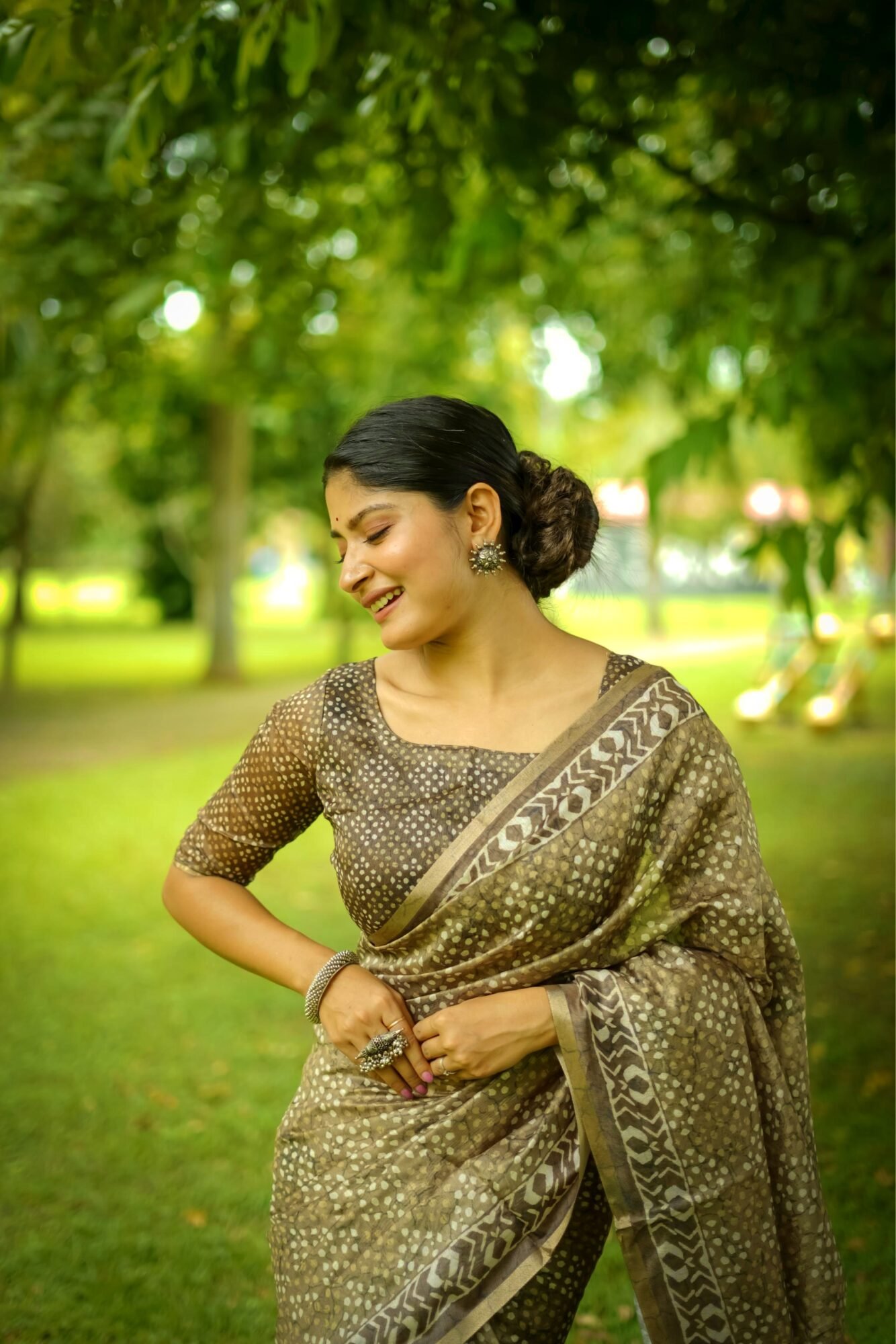 Delicate Dhanwari Cotton Saree with Traditional Block Print - Image 5