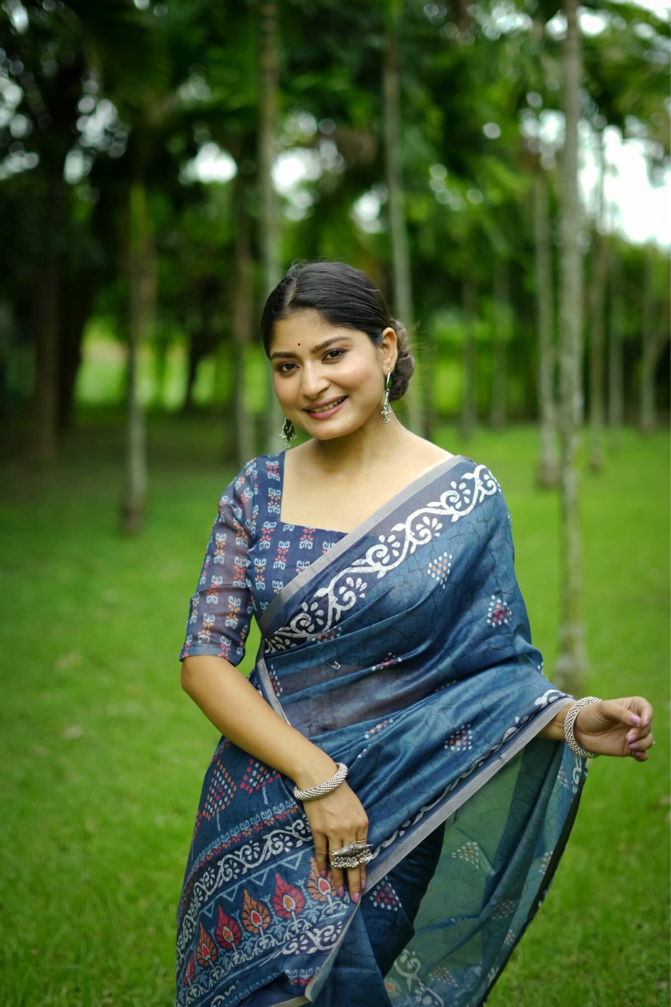 Delicate Dhanwari Cotton Saree with Traditional Block Print - Image 8