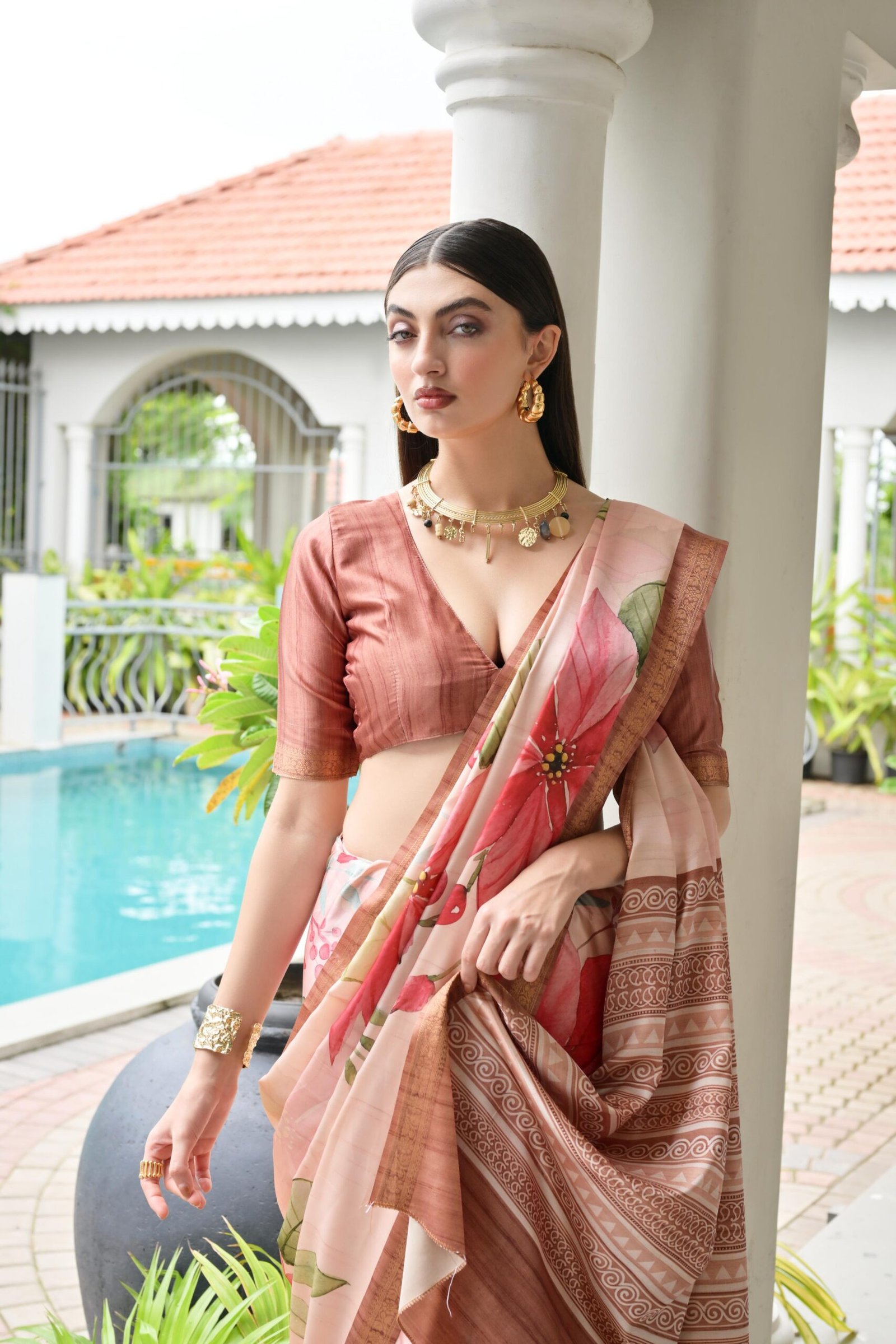 Graceful Satin Silk Saree with Hand-Painted Floral Pattern - Image 5