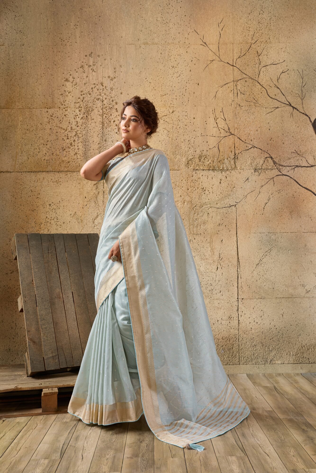 Elegant Tissue Linen Saree with Fine Zari Motifs & Graceful Chit Pallu - Image 3