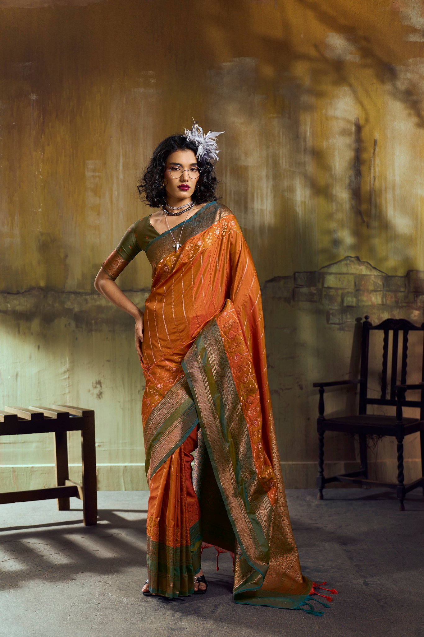 Pure Silk blend Pochampally Handloom Saree with Contrast Border & Zari Detailing - Image 8