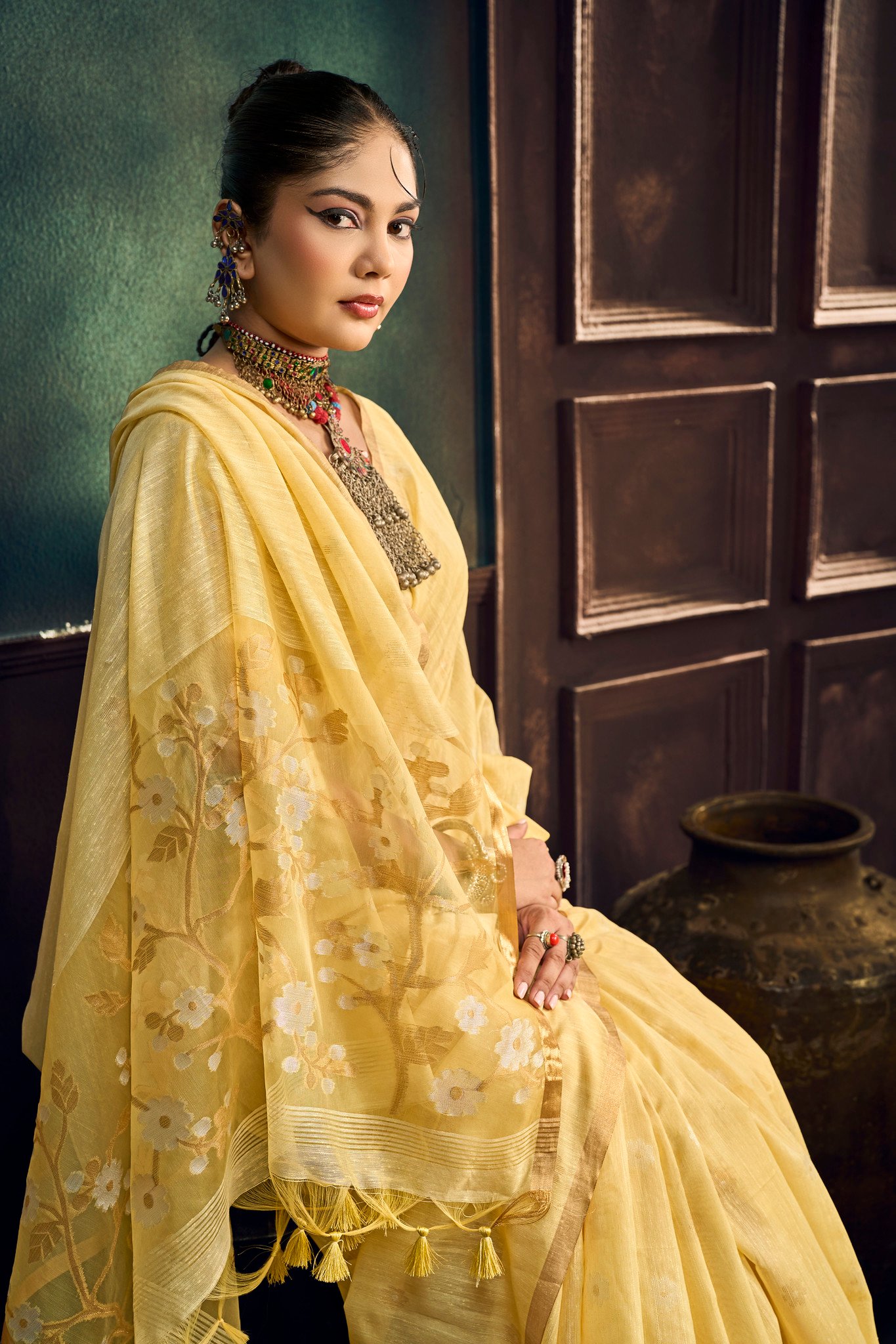 Elegant Pure Munga Cotton Handloom Saree - Image 2