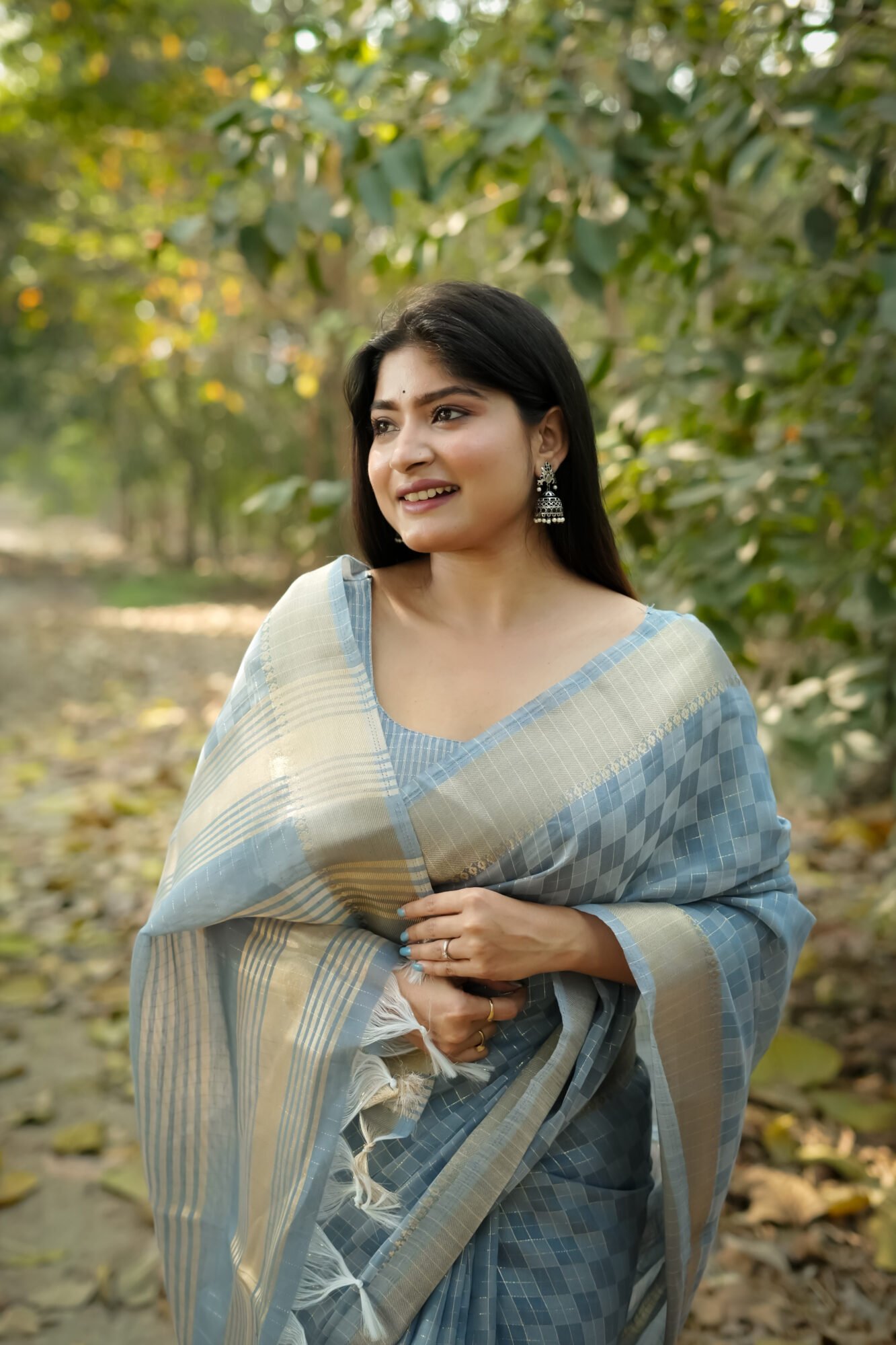 Contemporary Kalyani Silk Saree with Zari Checks & Shaded Box Pattern - Image 3